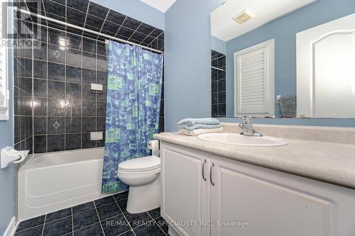 5 Saddler Avenue, Brampton, ON - Indoor Photo Showing Bathroom