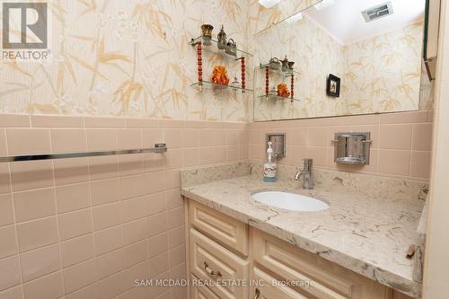 263 Chantenay Drive, Mississauga, ON - Indoor Photo Showing Bathroom