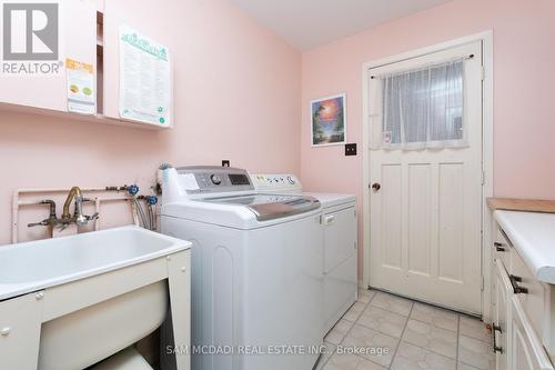 263 Chantenay Drive, Mississauga, ON - Indoor Photo Showing Laundry Room