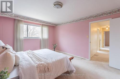 263 Chantenay Drive, Mississauga, ON - Indoor Photo Showing Bedroom