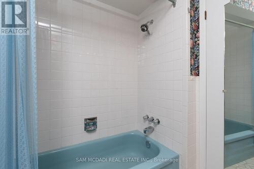 263 Chantenay Drive, Mississauga, ON - Indoor Photo Showing Bathroom