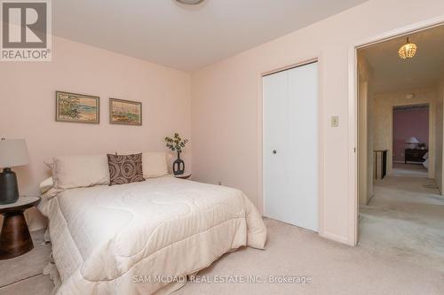 263 Chantenay Drive, Mississauga, ON - Indoor Photo Showing Bedroom