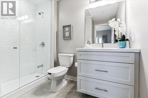 535 - 102 Grovewood Common, Oakville, ON - Indoor Photo Showing Bathroom