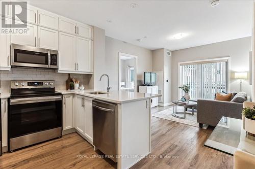 535 - 102 Grovewood Common, Oakville, ON - Indoor Photo Showing Kitchen With Stainless Steel Kitchen