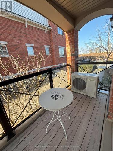 40 - 51 Hays Boulevard, Oakville, ON - Outdoor With Deck Patio Veranda With Exterior