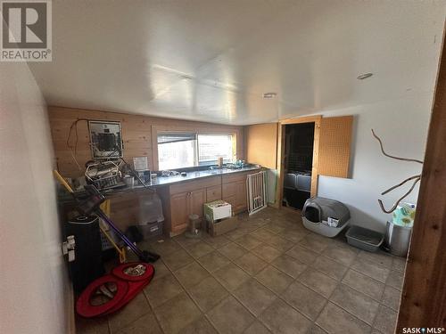 607 North Railway Street E, Swift Current, SK - Indoor Photo Showing Other Room