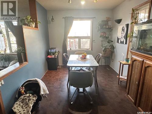 607 North Railway Street E, Swift Current, SK - Indoor Photo Showing Dining Room