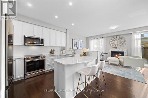 707 Vivera Place, Ottawa, ON - Indoor Photo Showing Kitchen With Stainless Steel Kitchen With Upgraded Kitchen