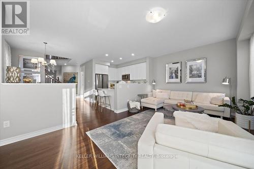 707 Vivera Place, Ottawa, ON - Indoor Photo Showing Living Room