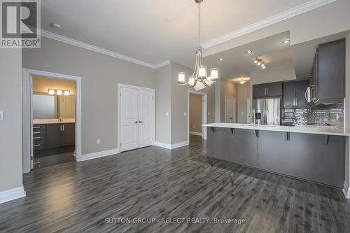 1110 - 240 Villagewalk Boulevard, London, ON - Indoor Photo Showing Kitchen With Upgraded Kitchen