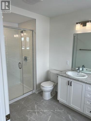 B - 10 Cockburn Street, Ottawa, ON - Indoor Photo Showing Bathroom