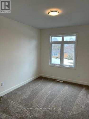 B - 10 Cockburn Street, Ottawa, ON - Indoor Photo Showing Other Room