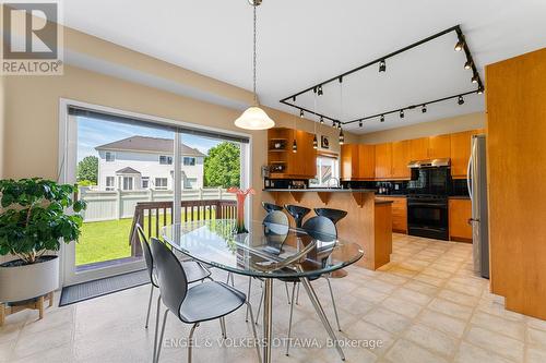 2 Knotwood Court, Ottawa, ON - Indoor Photo Showing Other Room