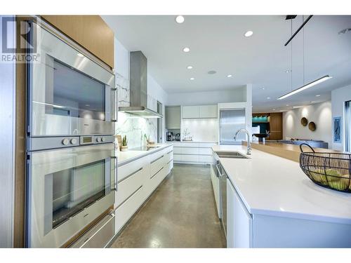 4380 Wallace Hill Road, Kelowna, BC - Indoor Photo Showing Kitchen With Double Sink With Upgraded Kitchen