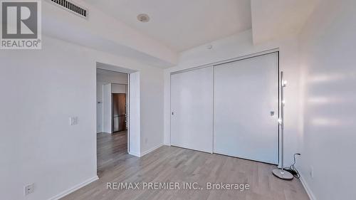 1411 - 1 Bloor Street E, Toronto, ON - Indoor Photo Showing Other Room