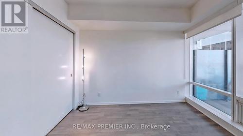 1411 - 1 Bloor Street E, Toronto, ON - Indoor Photo Showing Other Room