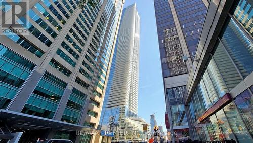 1411 - 1 Bloor Street E, Toronto, ON - Outdoor With Facade