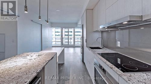 1411 - 1 Bloor Street E, Toronto, ON - Indoor Photo Showing Kitchen With Upgraded Kitchen