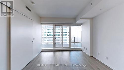 1411 - 1 Bloor Street E, Toronto, ON - Indoor Photo Showing Other Room