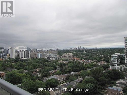 905 - 11 Lillian Street W, Toronto, ON - Outdoor With View