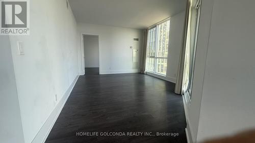 622 - 1 Edgewater Drive, Toronto, ON - Indoor Photo Showing Other Room