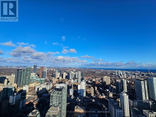 5801 - 11 Wellesley Street W, Toronto, ON - Outdoor With View