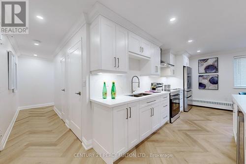 307 - 936 Glen Street, Oshawa, ON - Indoor Photo Showing Kitchen With Upgraded Kitchen