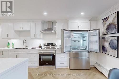 307 - 936 Glen Street, Oshawa, ON - Indoor Photo Showing Kitchen