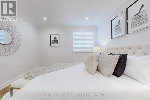 307 - 936 Glen Street, Oshawa, ON - Indoor Photo Showing Bedroom