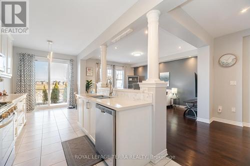 1407 Chretien Street, Milton, ON - Indoor Photo Showing Kitchen