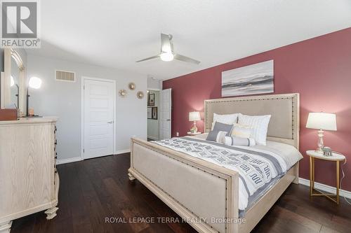 1407 Chretien Street, Milton, ON - Indoor Photo Showing Bedroom