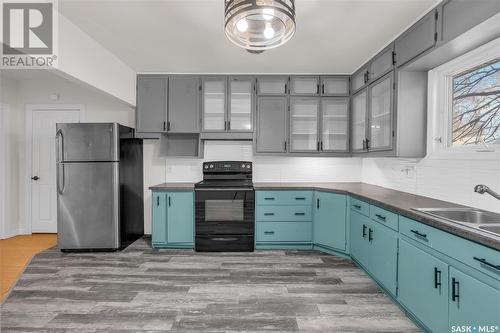 3628 Albert Street, Regina, SK - Indoor Photo Showing Kitchen