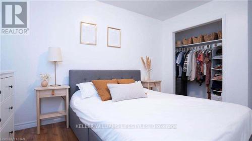 1333 Victoria Drive, London, ON - Indoor Photo Showing Bedroom