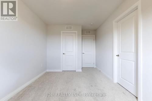 7461 Majestic Trail, Niagara Falls, ON - Indoor Photo Showing Other Room