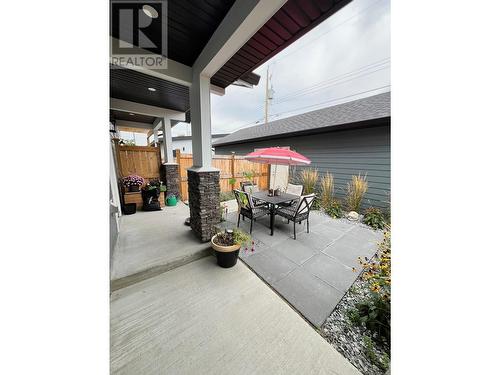 1046 Martin Avenue Unit# 3, Kelowna, BC - Outdoor