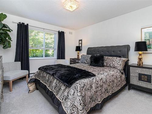 101-1685 Estevan Rd, Nanaimo, BC - Indoor Photo Showing Bedroom