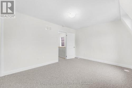 9793 Keele Street, Vaughan, ON - Indoor Photo Showing Other Room