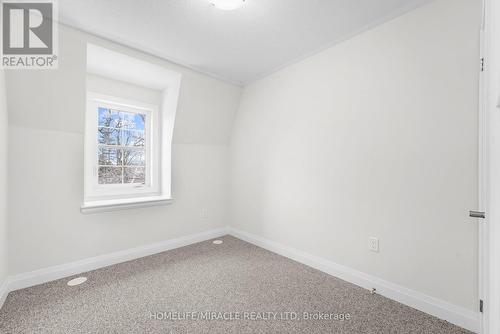 9793 Keele Street, Vaughan, ON - Indoor Photo Showing Other Room