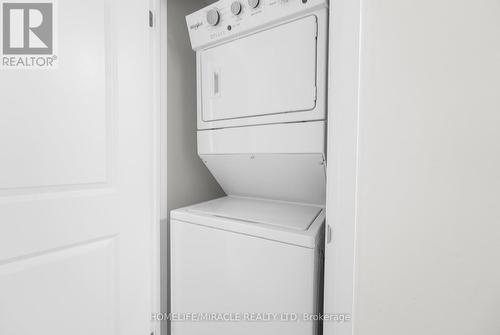 9793 Keele Street, Vaughan, ON - Indoor Photo Showing Laundry Room