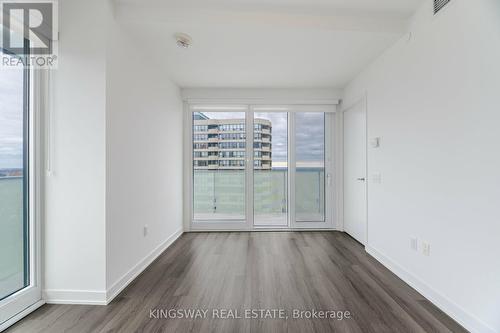 1404 - 3883 Quartz Road, Mississauga, ON - Indoor Photo Showing Other Room