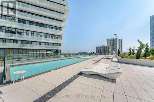 1404 - 3883 Quartz Road, Mississauga, ON - Outdoor