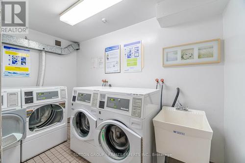 Ph-2 - 1100 Caven Street, Mississauga, ON - Indoor Photo Showing Laundry Room