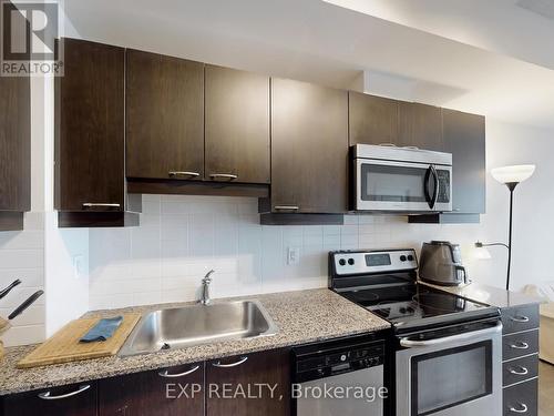 2207 - 385 Prince Of Wales Drive, Mississauga, ON - Indoor Photo Showing Kitchen