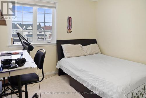 990 Serenity Avenue, Ottawa, ON - Indoor Photo Showing Bedroom