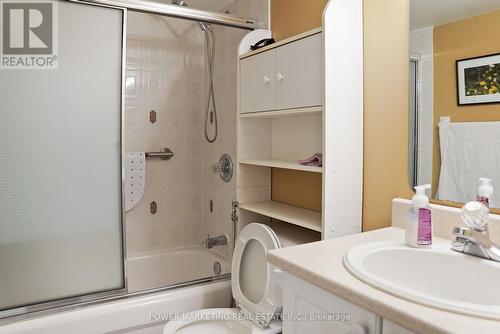 990 Serenity Avenue, Ottawa, ON - Indoor Photo Showing Bathroom