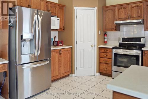 990 Serenity Avenue, Ottawa, ON - Indoor Photo Showing Kitchen