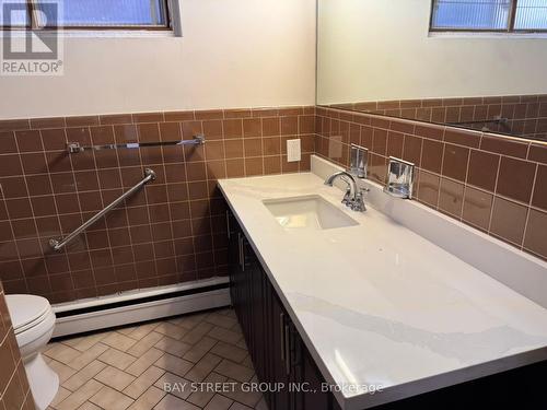 44 Hawksbury Drive, Toronto, ON - Indoor Photo Showing Bathroom