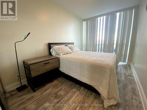 501 - 1900 Lake Shore Boulevard W, Toronto, ON - Indoor Photo Showing Bedroom