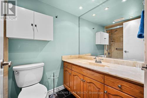 404 - 301 Frances Avenue, Hamilton, ON - Indoor Photo Showing Bathroom