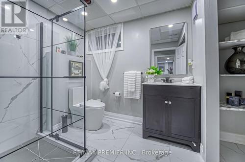 85 Enmore Avenue, Hamilton, ON - Indoor Photo Showing Bathroom